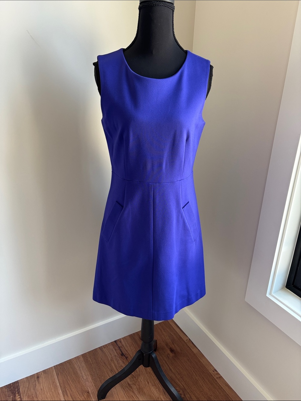 Diane Von Furstenberg Royal Blue Sleeveless Shift Mini Dress
